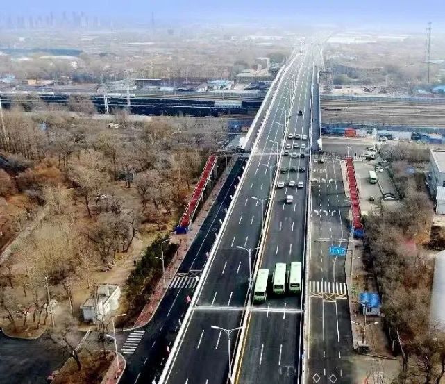 齐齐哈尔市民航桥