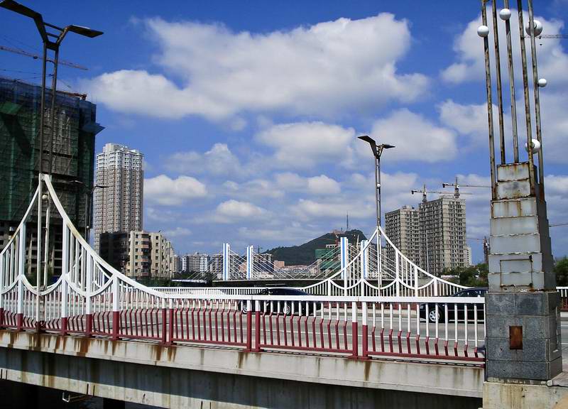 丹东市珍珠桥