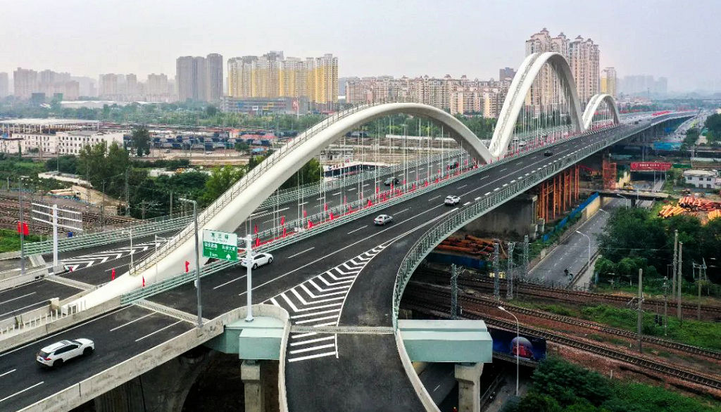 ֣���б���������·����