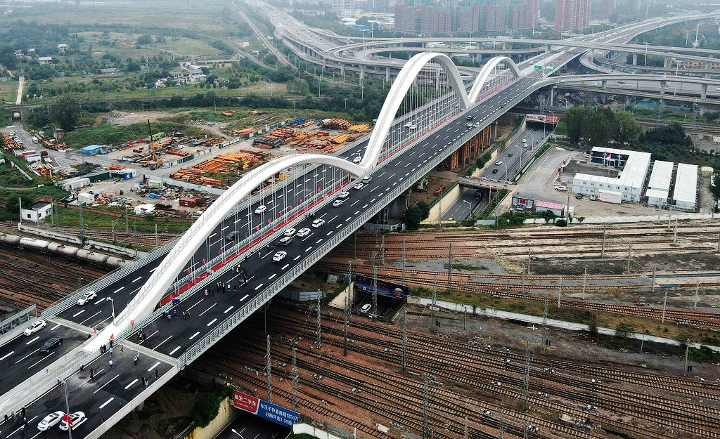 ֣���б���������·����