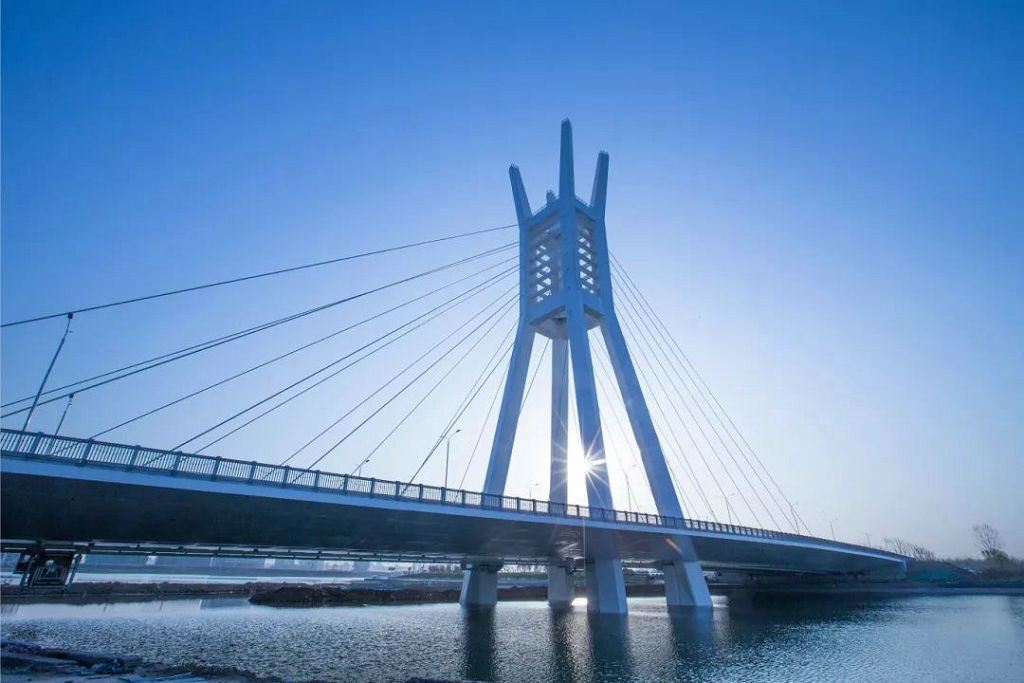 金水区龙湖内环路跨北引水渠桥