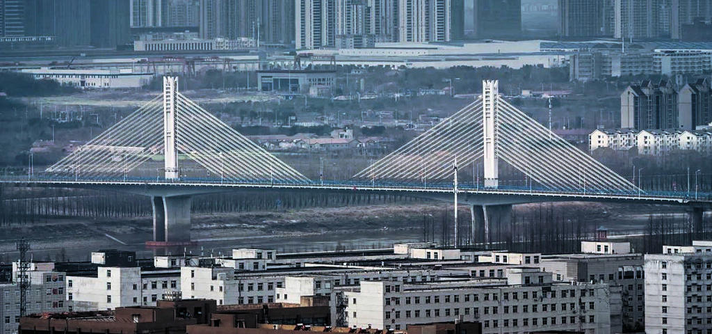 �人���з��������