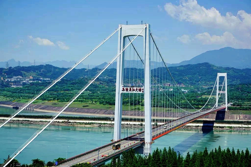 곤
