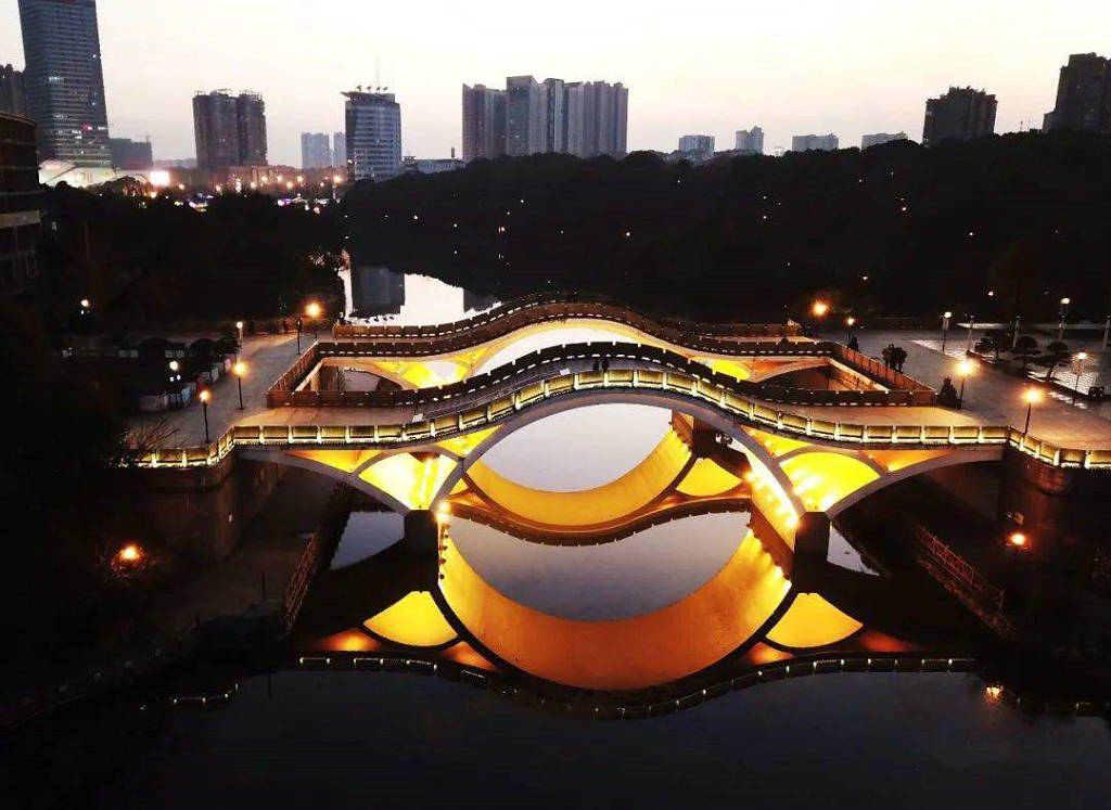 ���������湫԰����