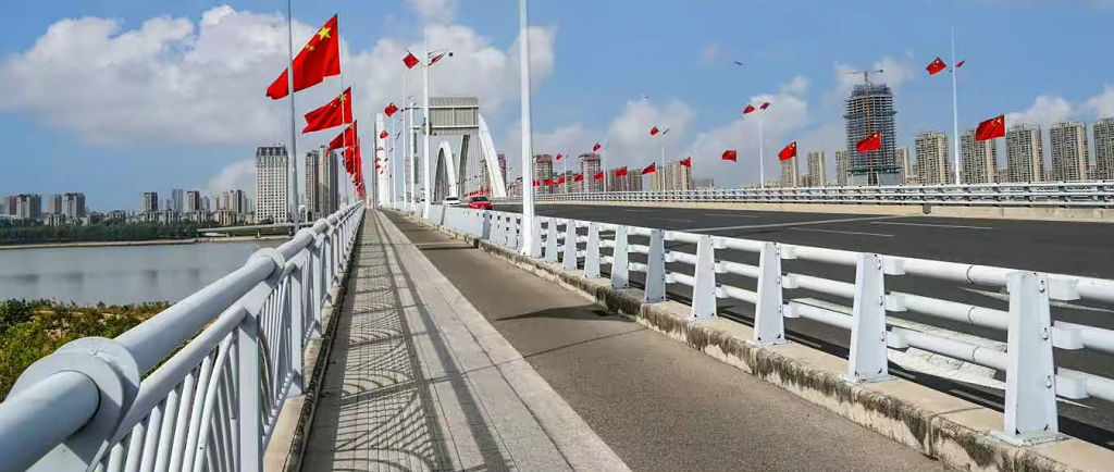 �������Ͼ�·�ʺӴ���