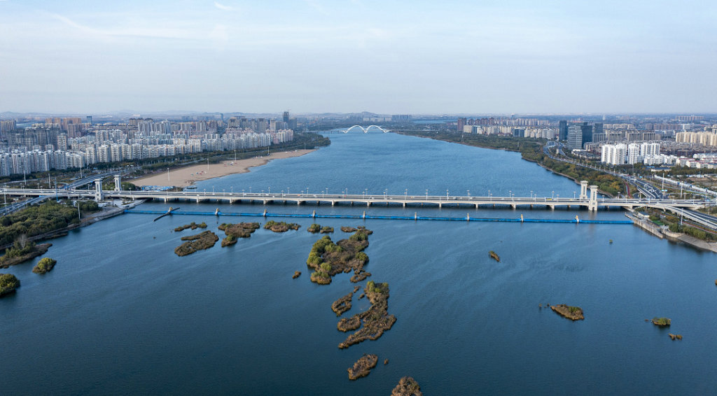 �����б���·�ʺӴ���