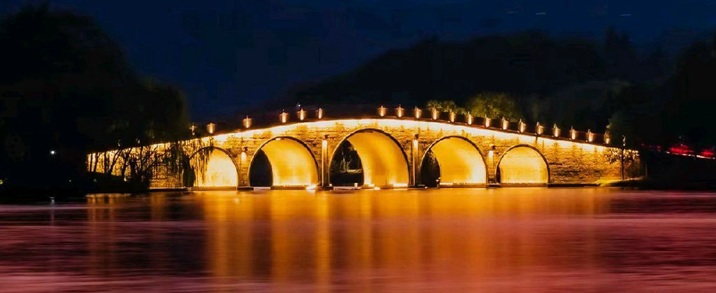 ��������������