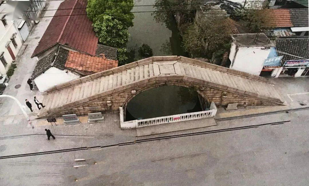 ƽ������ܤ��̫ƽ��
