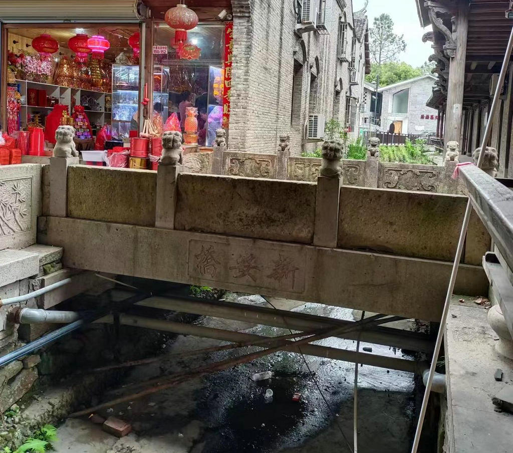 ·�����°���