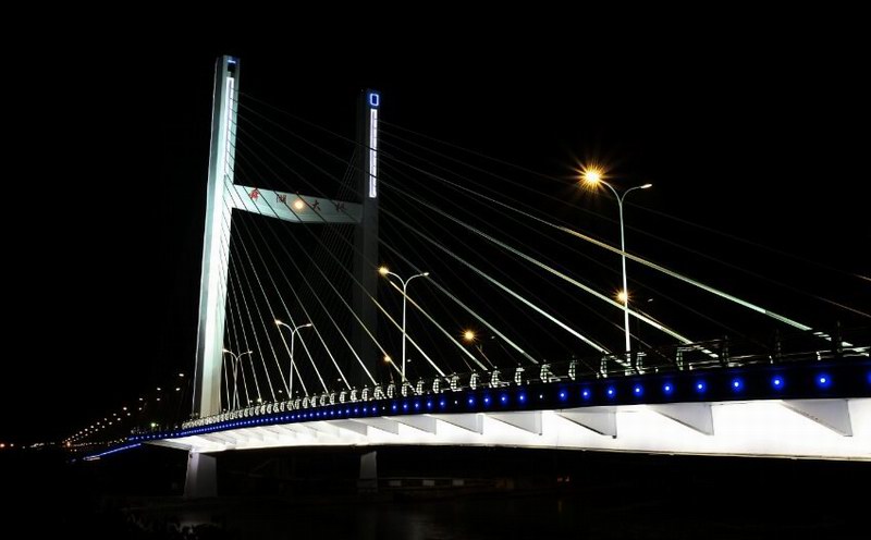 4亿元的盛泽舜湖大桥建成通车.