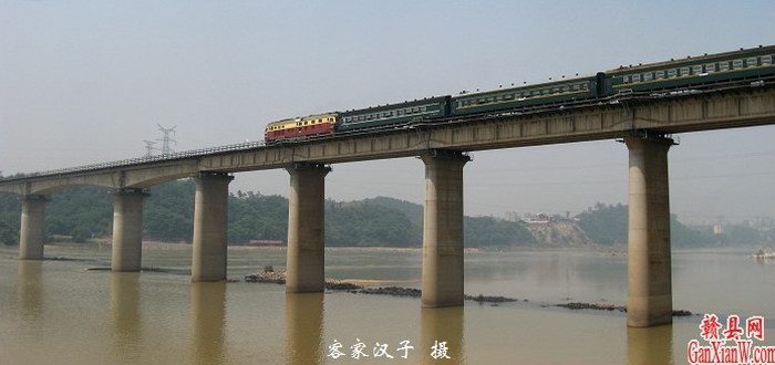 赣州市贡江特大桥