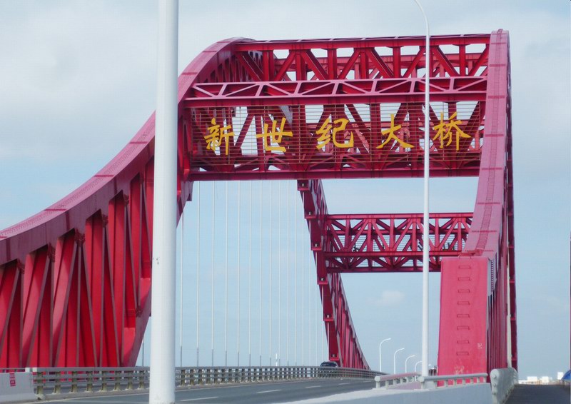 赣州市新世纪大桥
