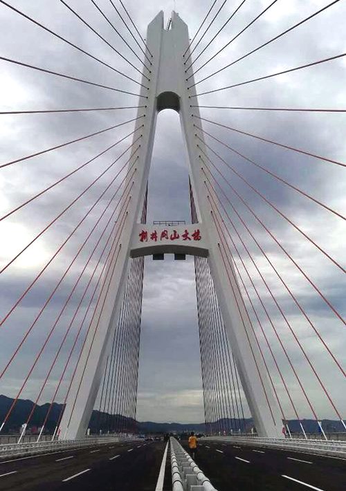 吉安市新井冈山大桥