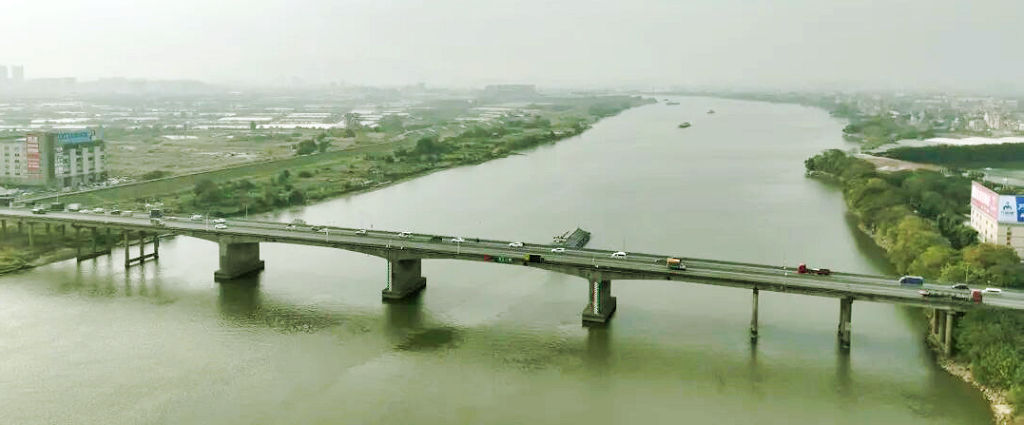 ��ɽ����������