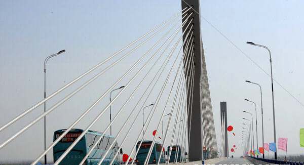 惠东县范和港大桥