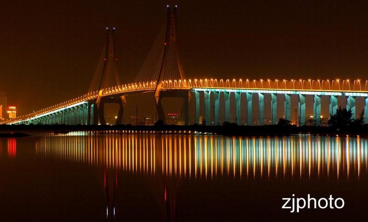 湛江市湛江海湾大桥