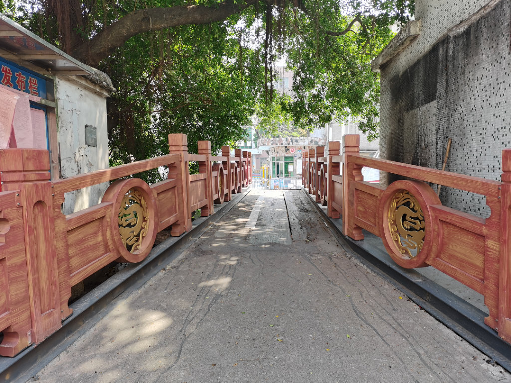 ������h����