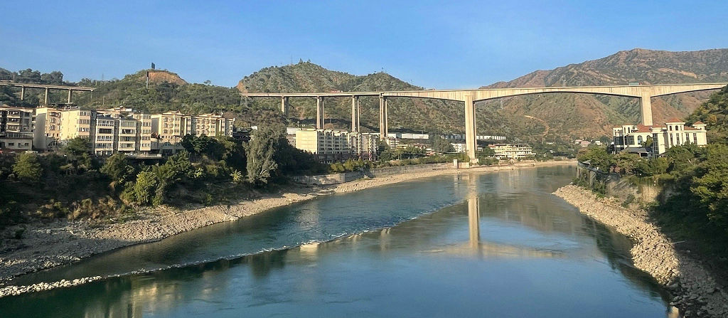 ��֦��������ɽ��ɳ���ش���