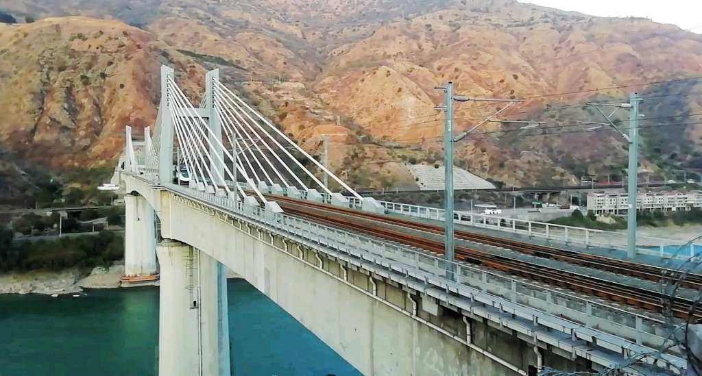 ��֦���н�ɳ������