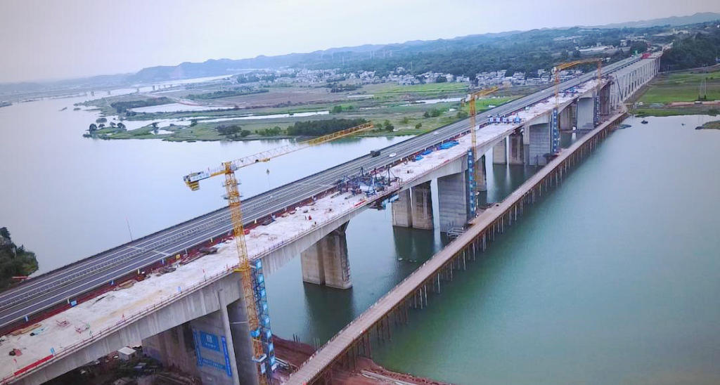 �����д�ɽ���𻨸������š�