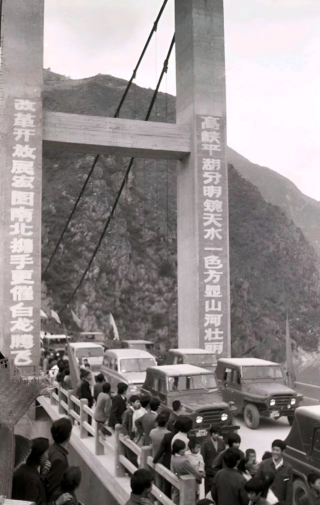 ¤�������ع�ͷ�Ӵ���