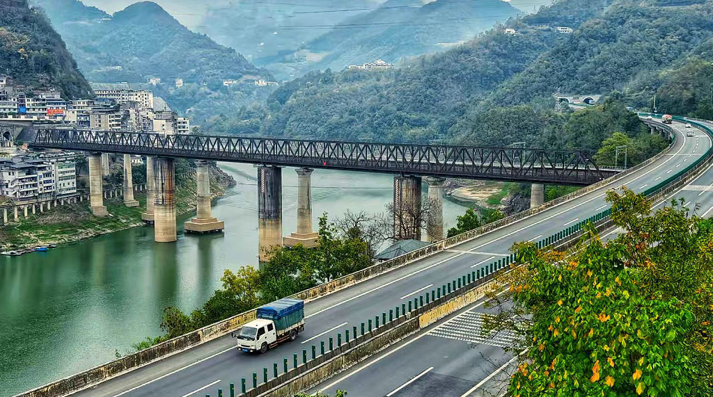 �����غ�����·����