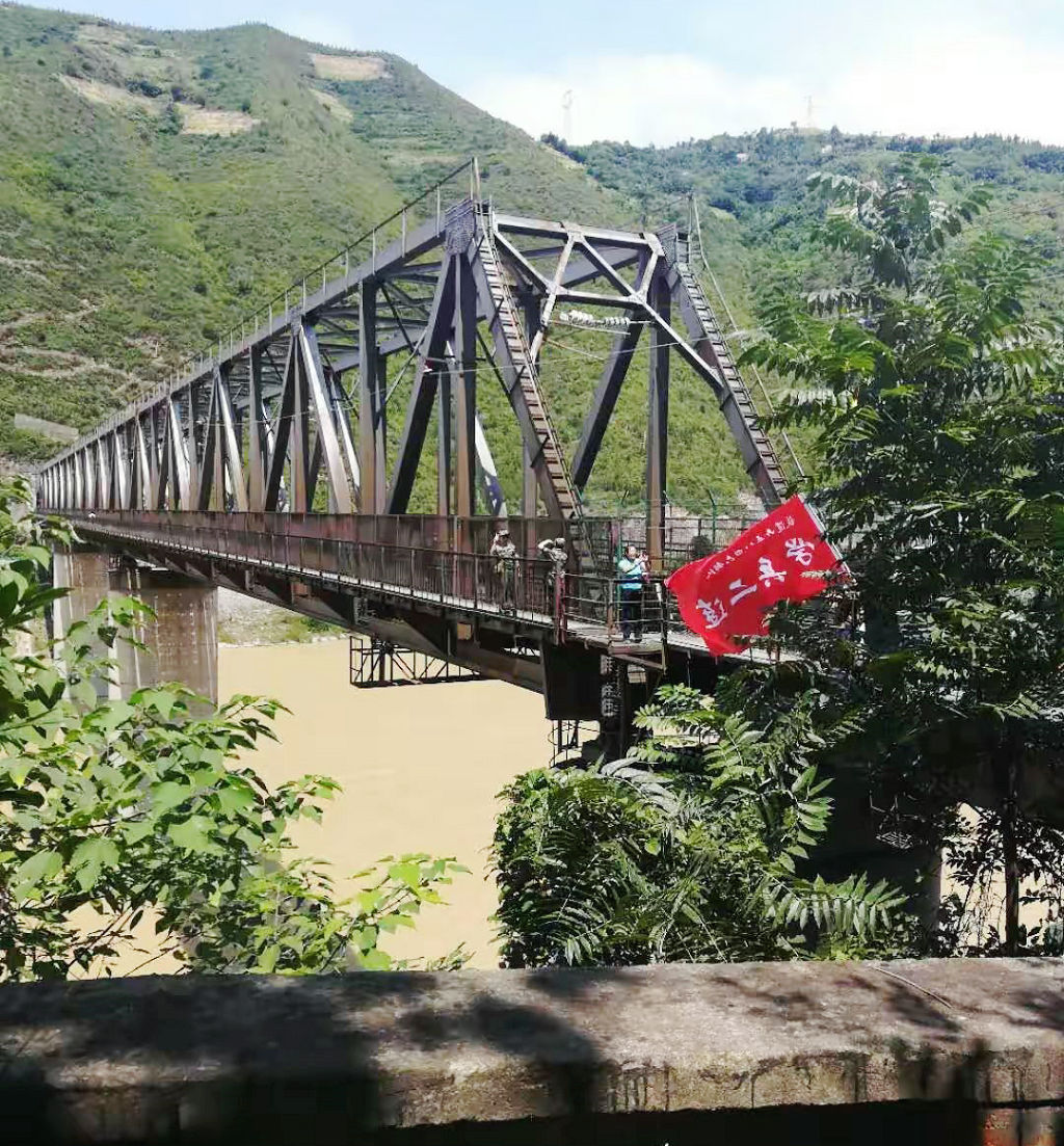 Ѯ���ع�Ԫ��·����