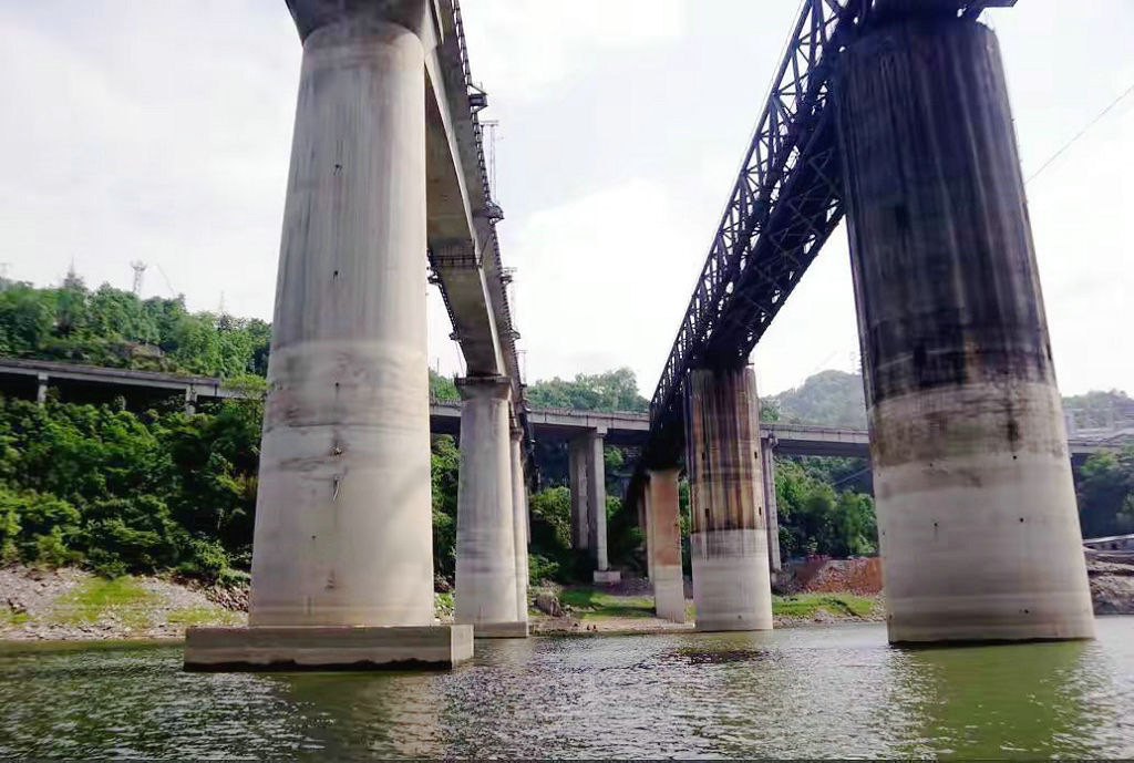 �����������غ�������