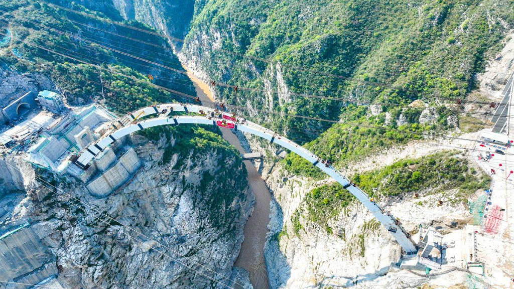 �����ж�ׯˮ����Ŧ���Ӵ���