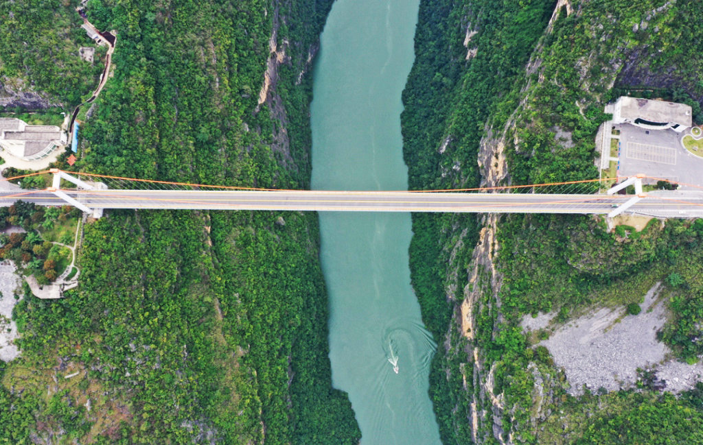 ����ʡ���˹�·���̽�����