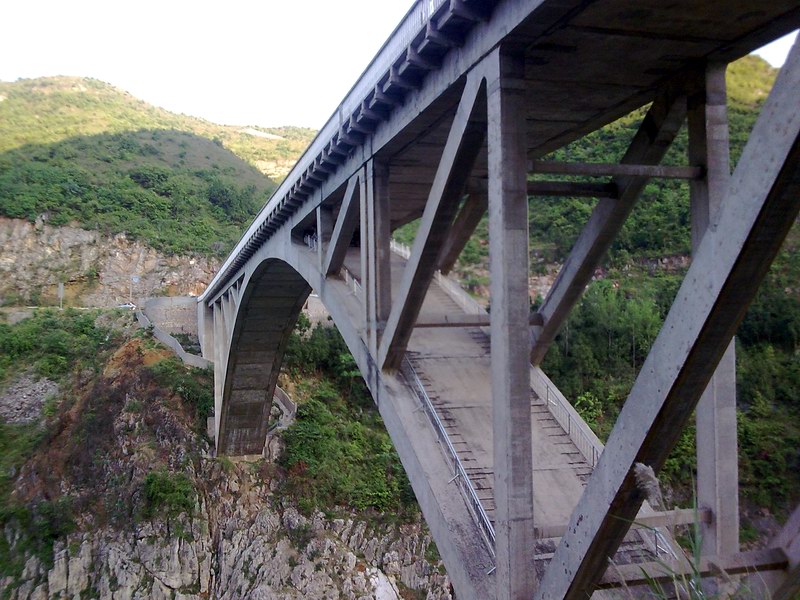 贵州省斯拉河大桥