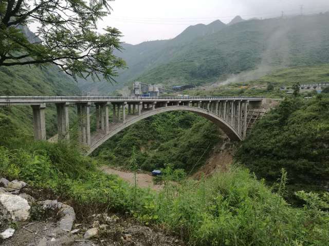 晴隆县西泌河大桥