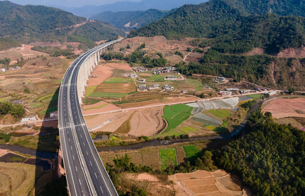 �������´����Ķ��ش���