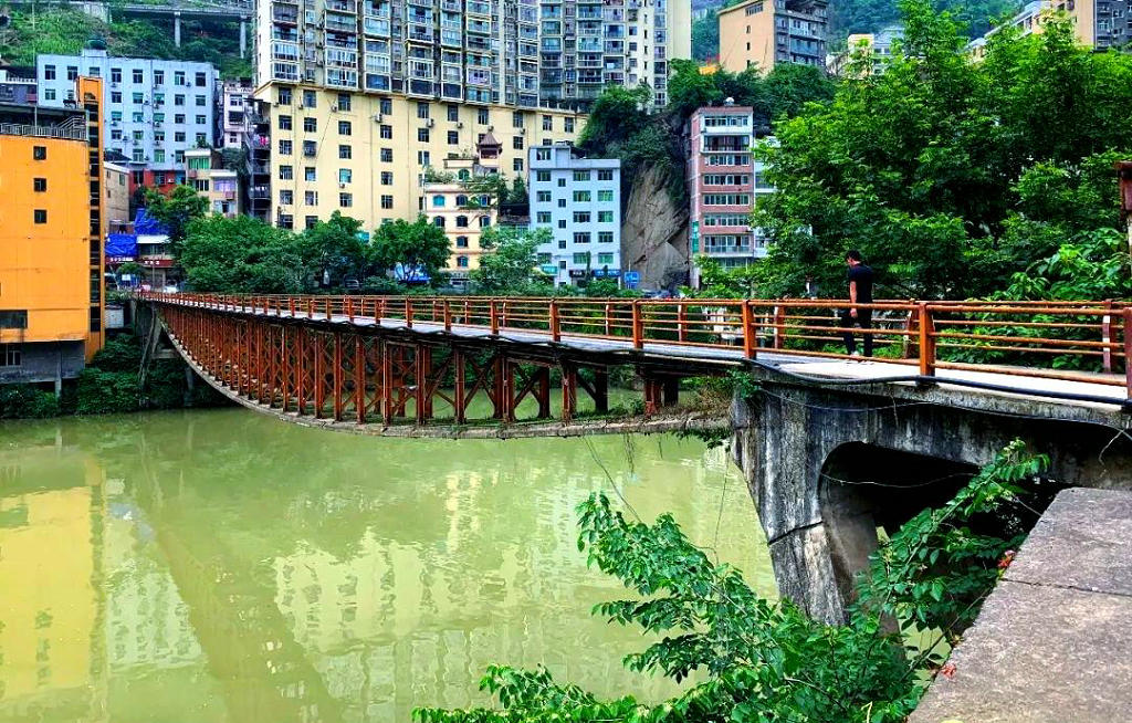 �ν��غ���