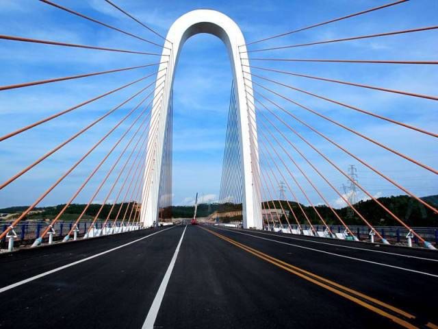 防城港市针鱼岭大桥