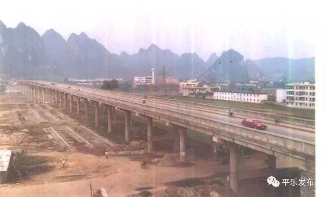 平乐县桂江大桥