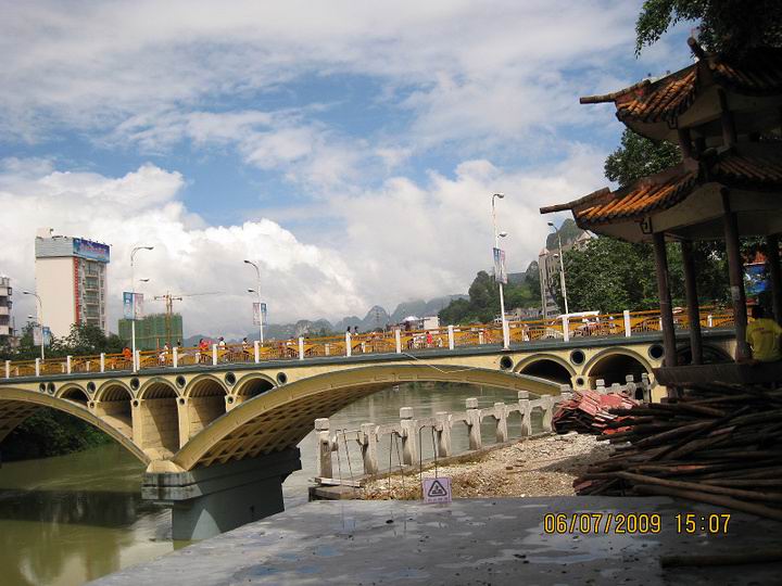 河池市龙江桥