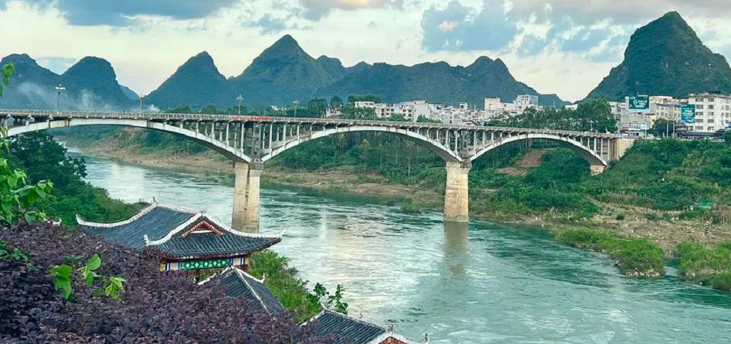 �ӳ��д��غ�ˮ�Ӷ���