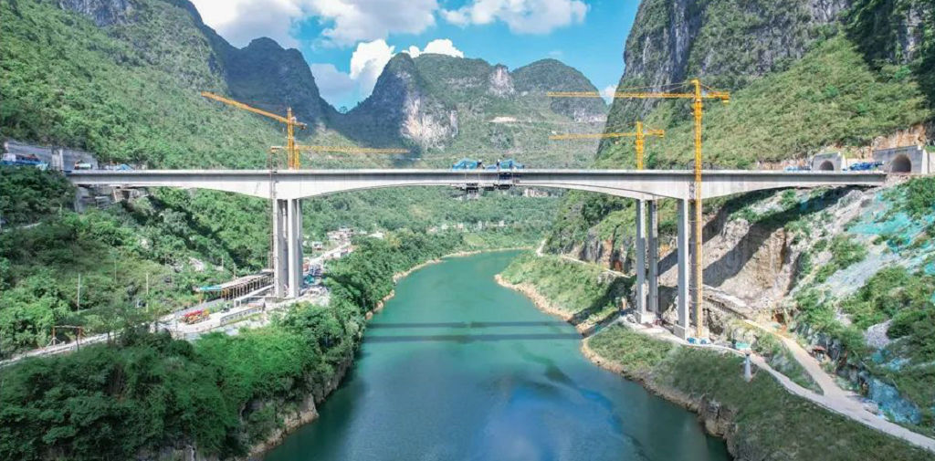 �ӳ��ж�������������ӳ��ˮ���ش���