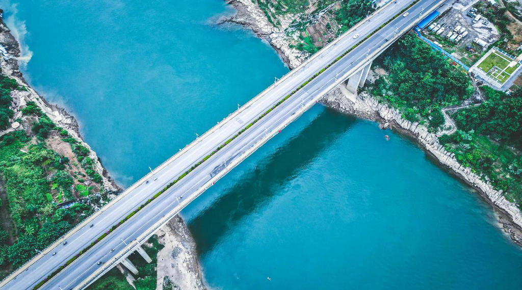 �����к�ˮ�Ӷ���